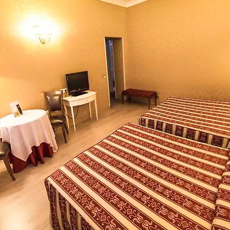 فندق Giorgi 3*